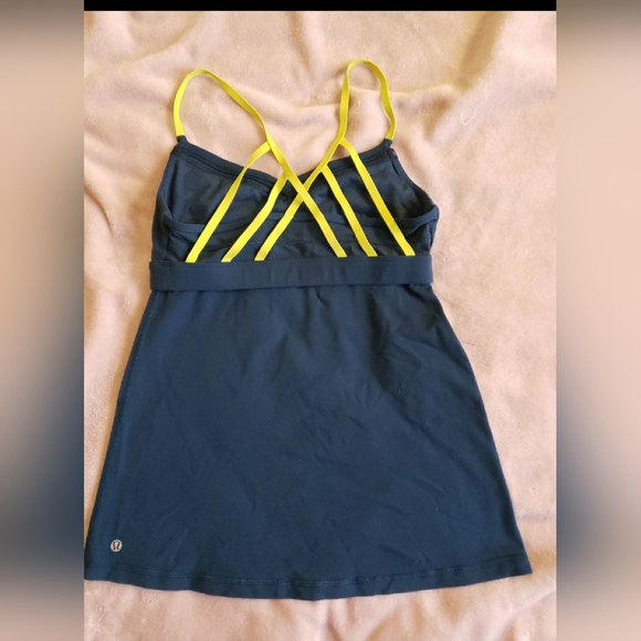 Lululemon Just Breathe Tank Alberta Lake sz-8 - Picture 6 of 11